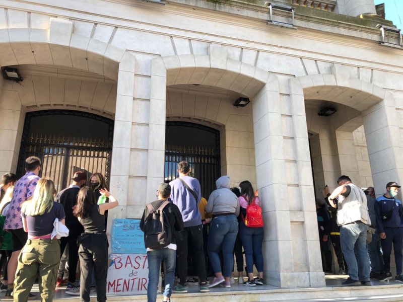 Los hechos, 24 horas despus